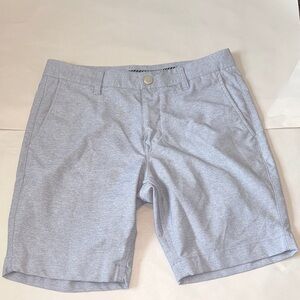 Bonobos Golf Light Gray Men's Flat Front Shorts Size 30 with 8” inseam stay tuck